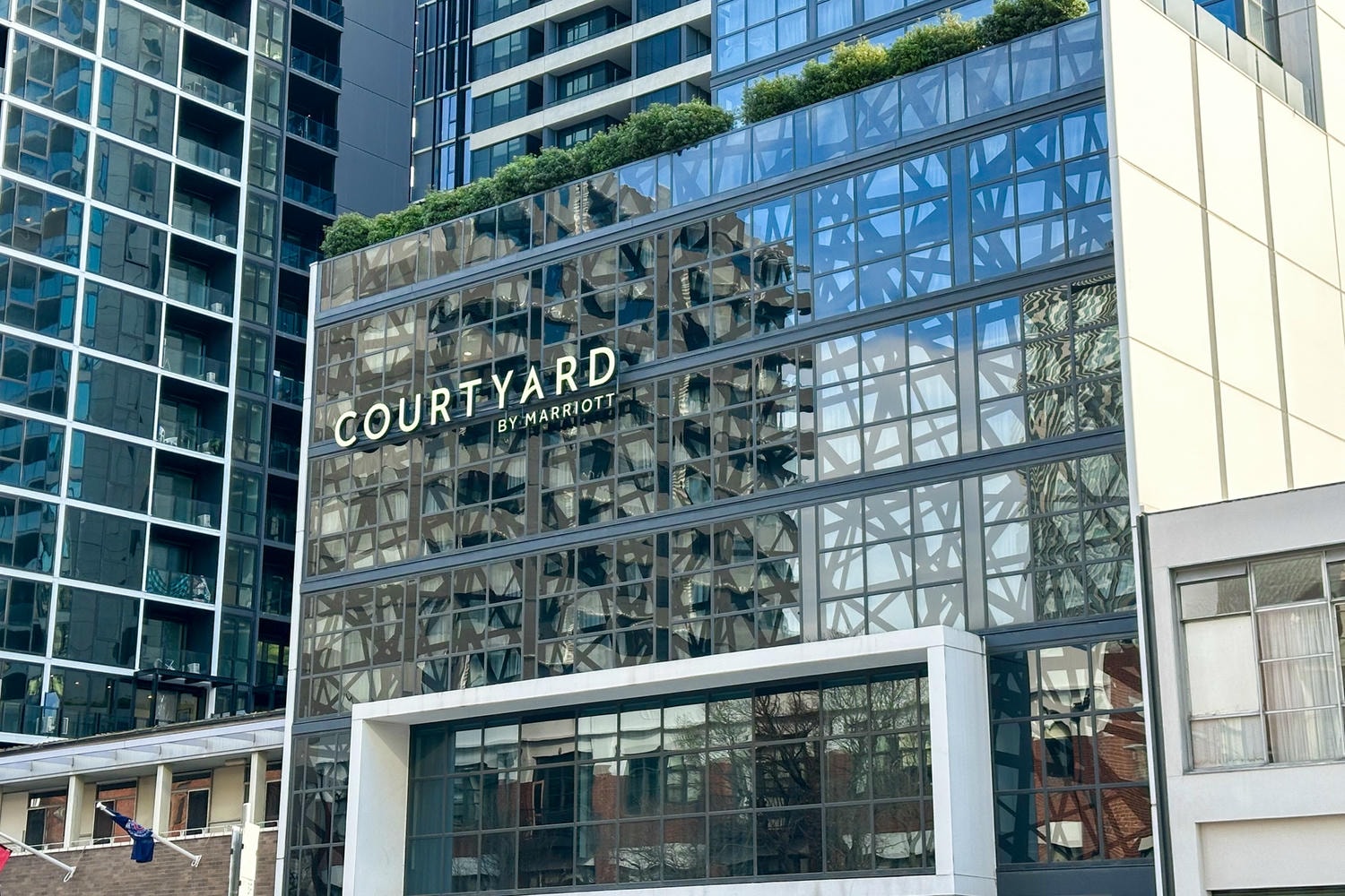 墨爾本飯店推薦│墨爾本萬怡酒店 Courtyard by Marriott Melbourne Flagstaff Gardens